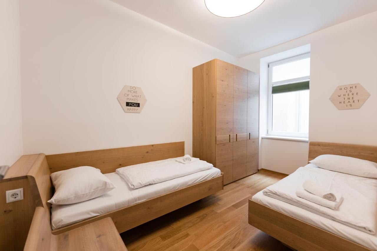 Nadland Apartment Wehlistrasse Vienna Esterno foto
